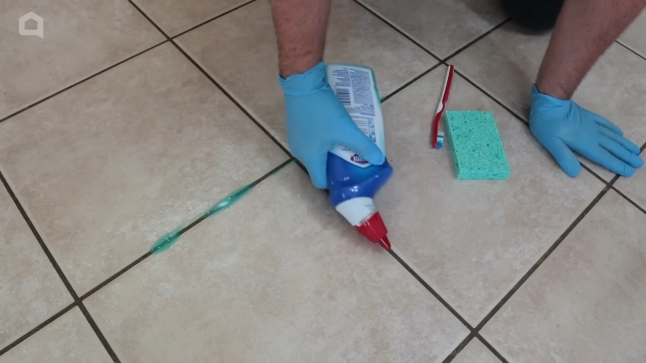 Toothpaste home hacks that work