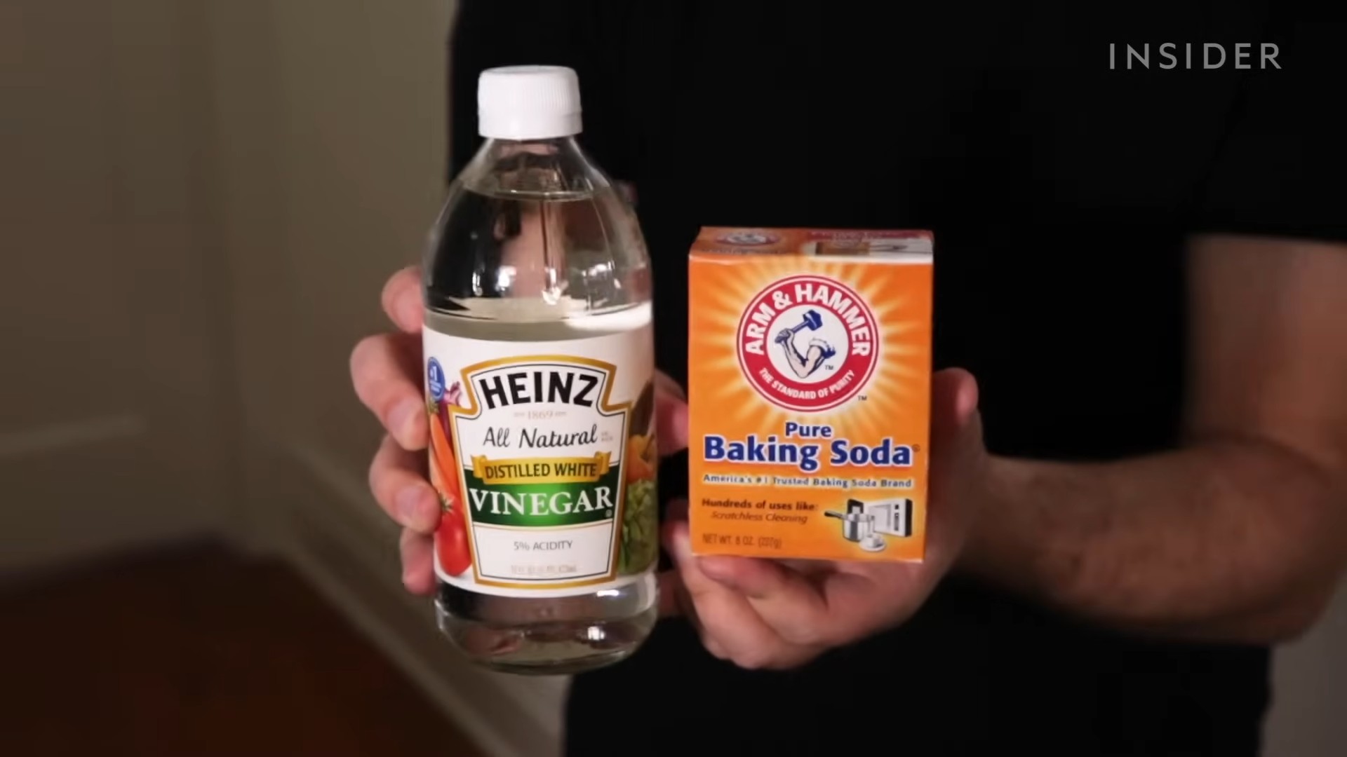 Clean Oven with Baking Soda